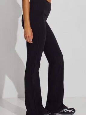 Garage Active Flare Leggings